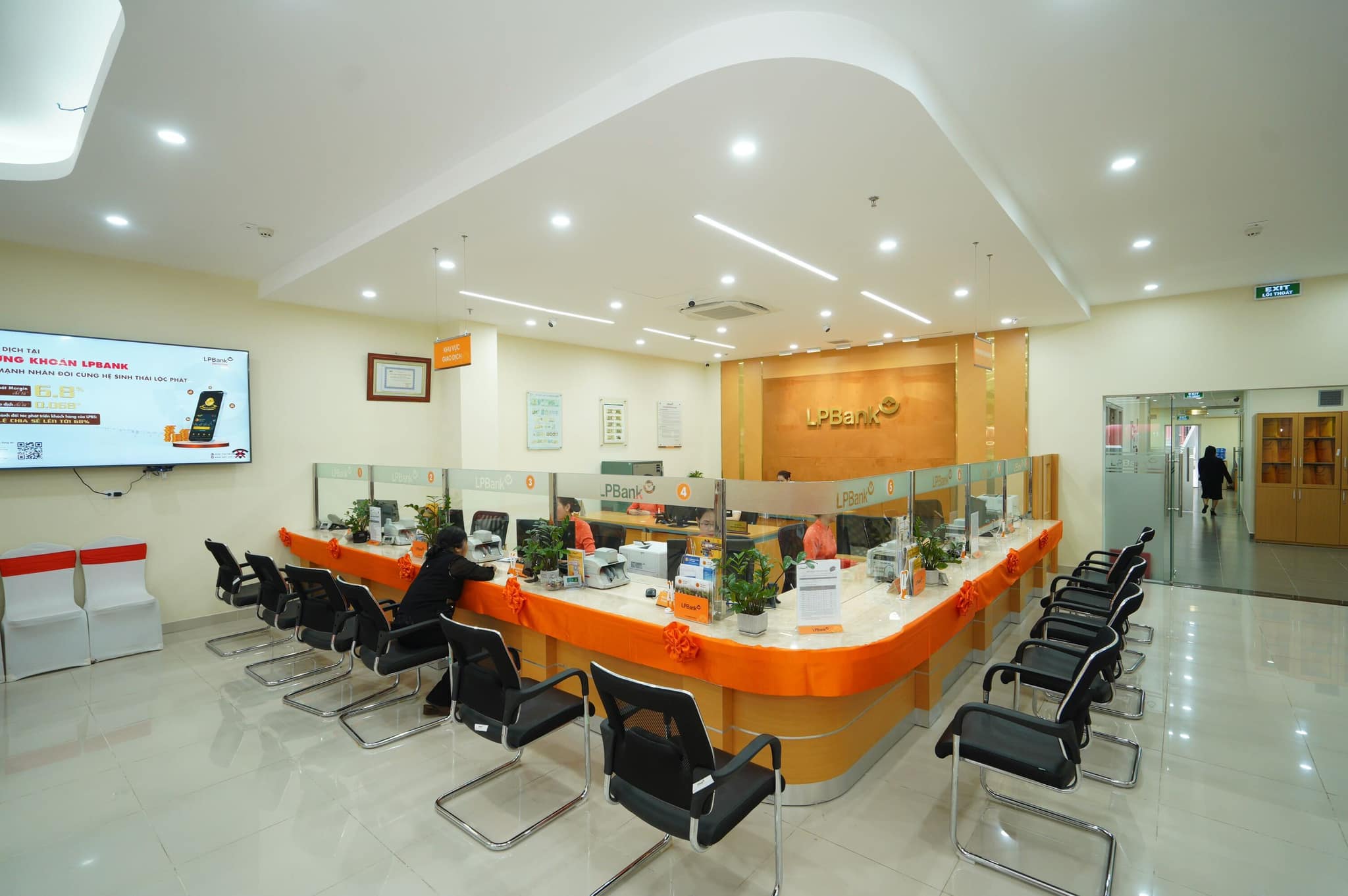 Khai trương trụ sở mới LP bank - Chi Nhánh Thanh Hóa