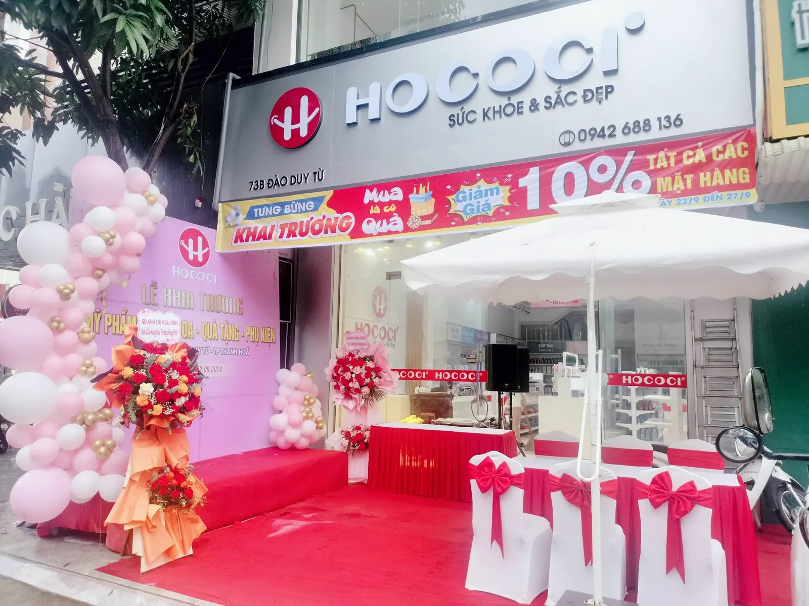 Khai trương cửa hàng